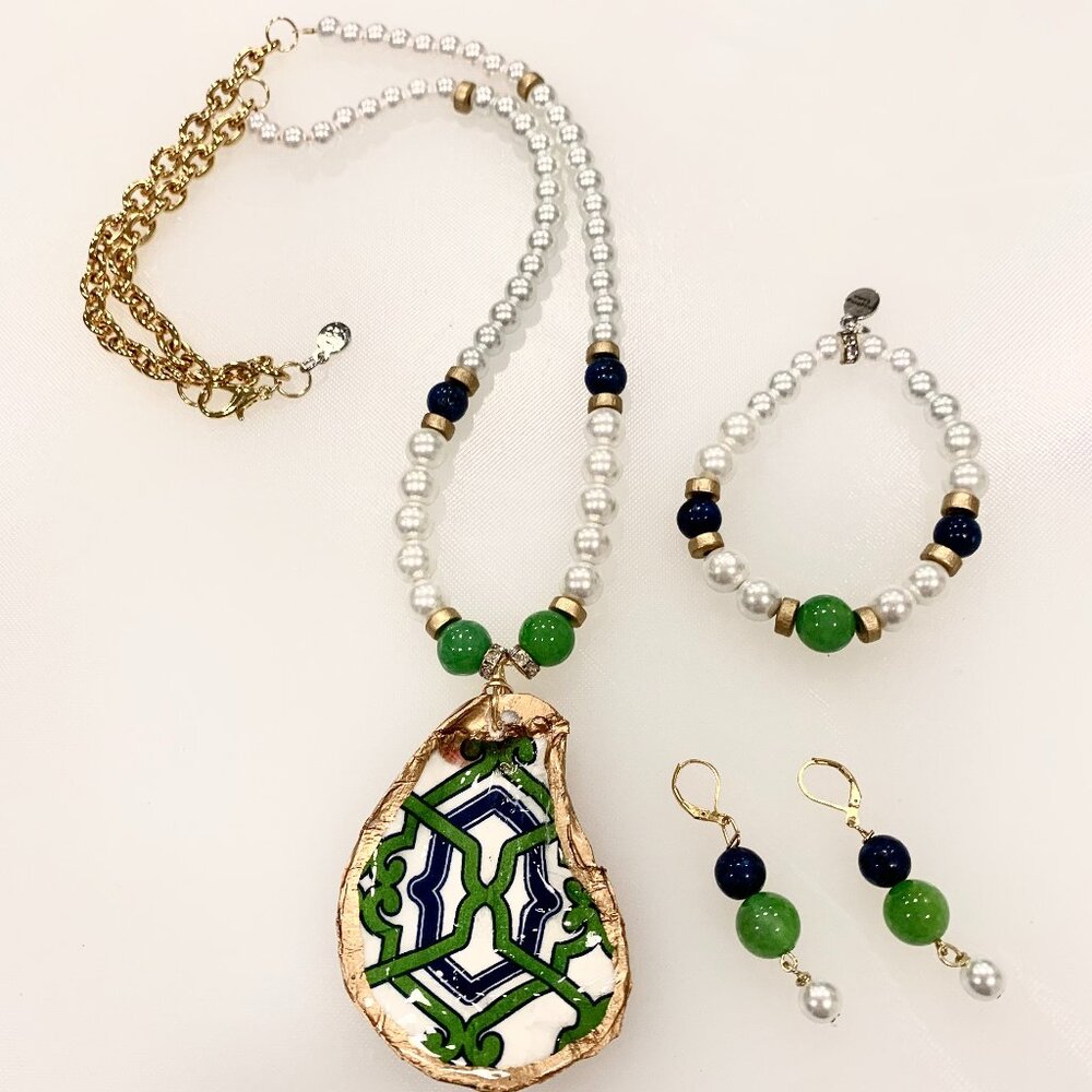 "English Manor" jewelry set